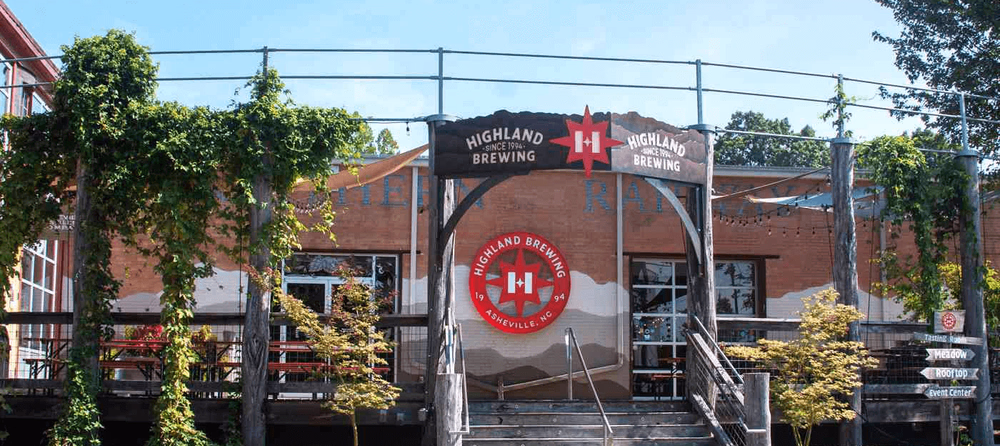 Browar Highland Brewing z kadzią pełną recenzji
